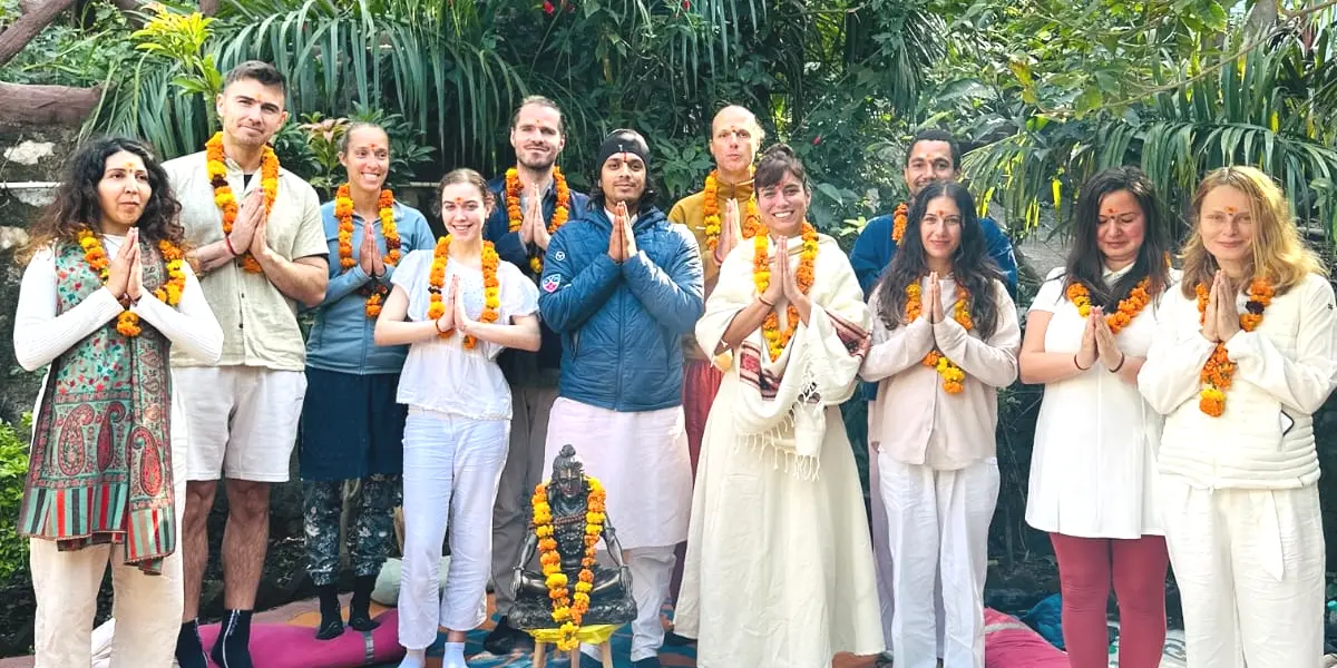 100 Hour Yoga Teacher Training in Rishikesh